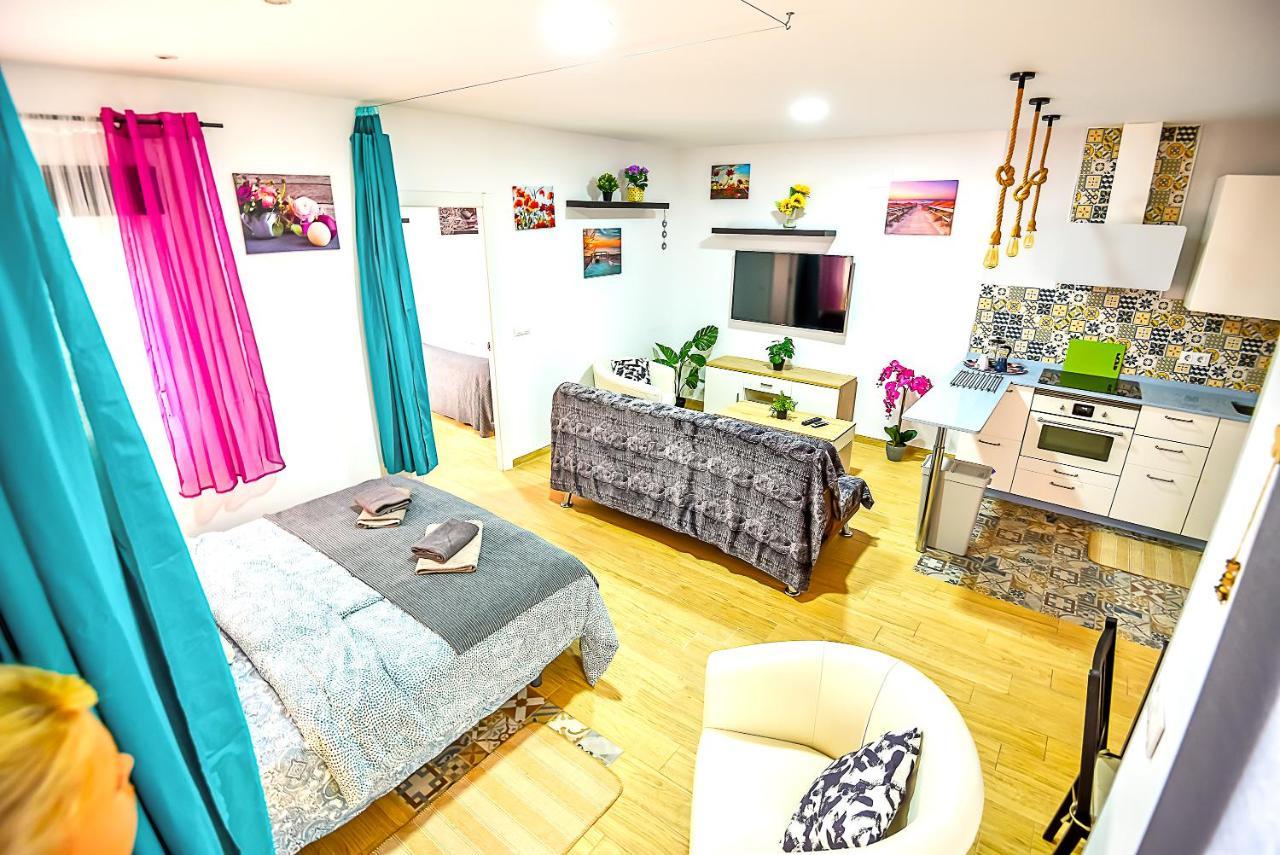Plaza Noria Apartments With Balconies 엘푸에르토데산타마리아 외부 사진