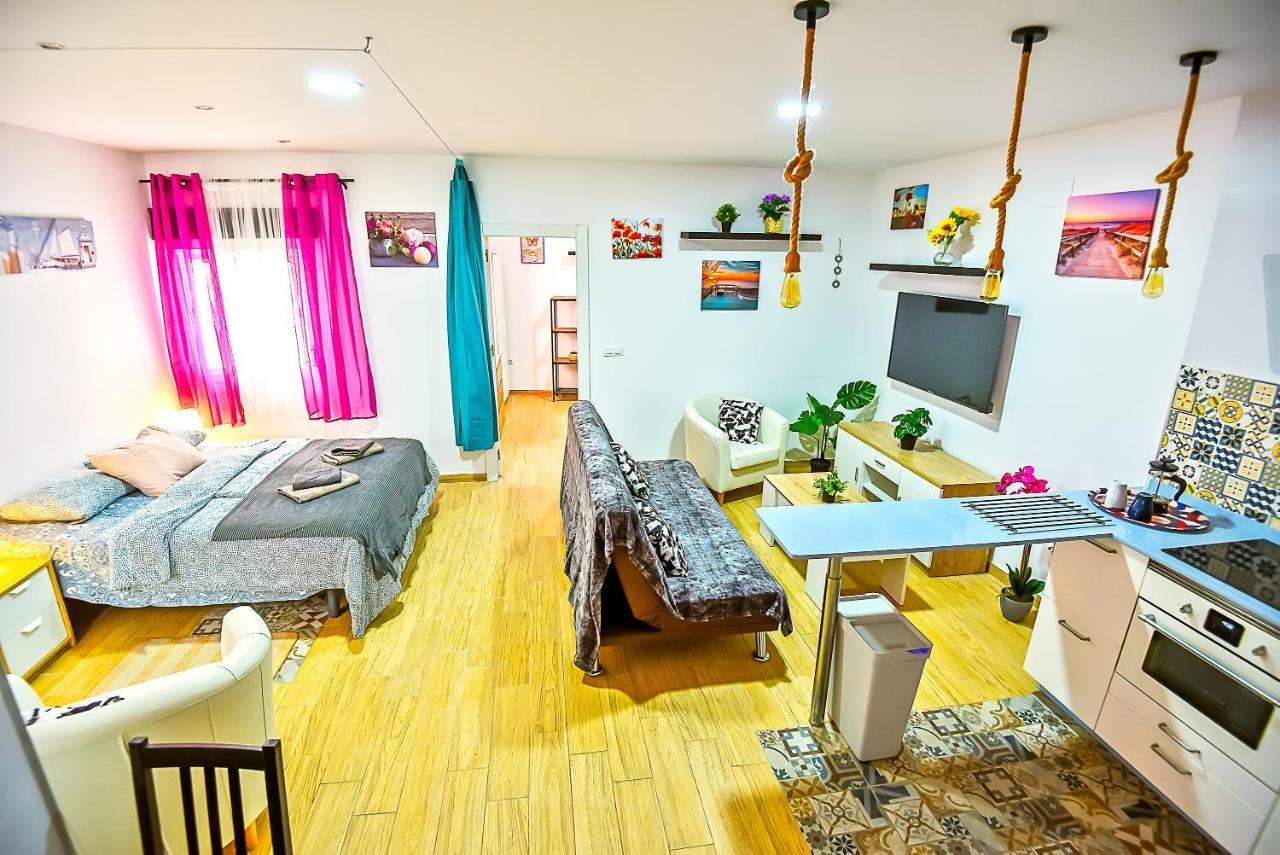 Plaza Noria Apartments With Balconies 엘푸에르토데산타마리아 외부 사진