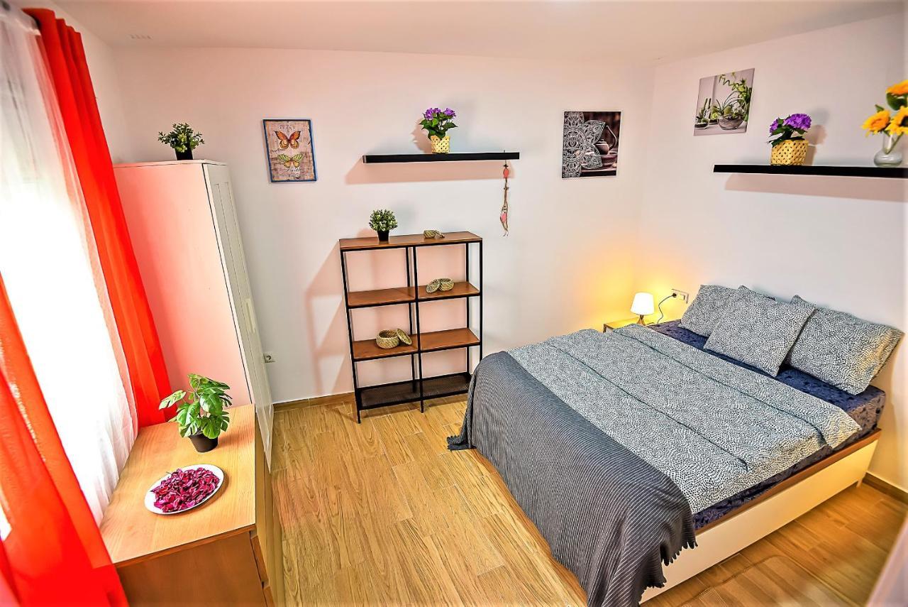 Plaza Noria Apartments With Balconies 엘푸에르토데산타마리아 외부 사진